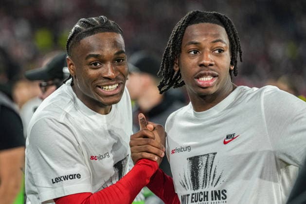 UEFA Europa League: SC Freiburg vs Sporting Braga, 07.04.2026 Bruno Ogbus (SC Freiburg, 43) und Johan Manzambi (SC Freiburg, 44) UEFA Europa League: SC Freiburg vs Sporting Braga, Europa-Park-Stadion, 07.04.2026 Copyright: xBEAUTIFULxSPORTS Boscox
