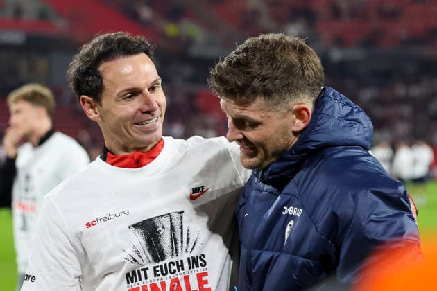 Nicolas Höfler, Hofler (SC Freiburg, 27) und Lukas Kübler, Kubler (SC Freiburg, 17) nach dem Spiel , Deutschland, Fussball, UEFA Europa League, Halbfinale, 2025 2026, SC Freiburg vs. Sporting Braga, 07.05.2026, Freiburg im Breisgau Europa-Park Stadion Deutschland Copyright: xGrantxHubbsx