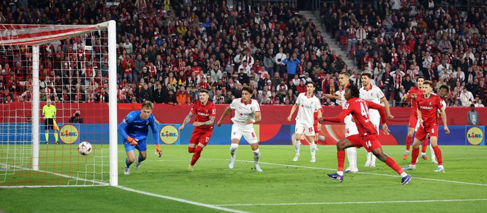 07.05.26 SC Freiburg - SC Braga Deutschland, Freiburg, 07.05.2026, Fussball, Europa League, Saison 2025 2026, Halbfinale, SC Freiburg - SC Braga: Lukas Kübler (SC Freiburg); Tor 1:0 Kübler.