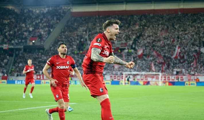 07.05.26 SC Freiburg - SC Braga Deutschland, Freiburg, 07.05.2026, Fussball, Europa League, Saison 2025 2026, Halbfinale, SC Freiburg - SC Braga: Lukas Kübler (SC Freiburg); Jubel Tor 1:0 Kübler.