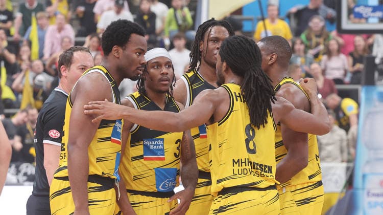 Ludwigsburg , easyCredit Basketball Bundesliga MHP Riesen Ludwigsburg vs. Bayern München , Mannschaft Riesen