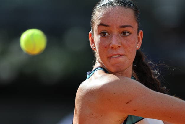 (260508) -- ROME, May 8, 2026 -- Tereza Valentova hits a return during the women s singles second round match between Coco Gauff of the United States and Tereza Valentova of the Czech Republic at the WTA, Tennis Damen Italian Open in Rome, Italy, May 7, 2026. ) (SP)ITALY-ROME-TENNIS-WTA-ITALIAN OPEN-WOMEN S SINGLES WangxKaiyan 