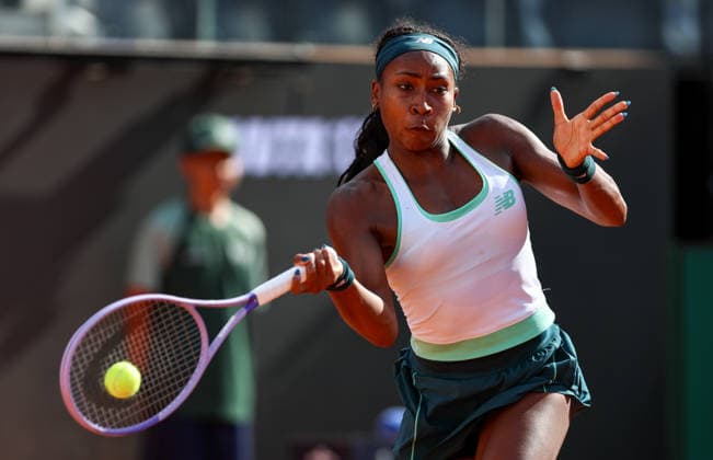 (260508) -- ROME, May 8, 2026 -- Coco Gauff hits a return during the women s singles second round match between Coco Gauff of the United States and Tereza Valentova of the Czech Republic at the WTA, Tennis Damen Italian Open in Rome, Italy, May 7, 2026. ) (SP)ITALY-ROME-TENNIS-WTA-ITALIAN OPEN-WOMEN S SINGLES WangxKaiyan 