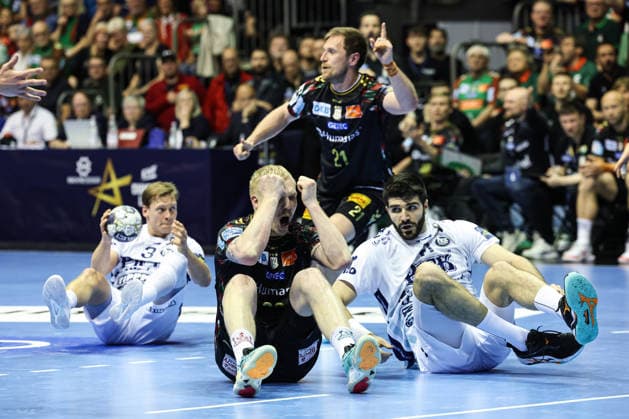 Magnus Saugstrup (SC Magdeburg,23) und Imanol Garciandia (SC Pick Szeged,41) - Viertelfinale Handball Machineseeker Champions League Saison 2025-2026 SC Magdeburg vs. SC Pick Szeged in der GETEC Arena in Magdeburg - Aktion,Handball,Deutschland,07.05.2026