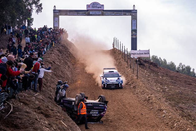 Sport Bilder des Tages May 8, 2026, Mortagua, Viseu, Portugal: MORTAGUA, PORTUGAL - MAY 8: Alejandro Cachon and Borja Rozada from Toyota Espana competes in their Toyota GR Yaris crashing during the SS5 of FIA World Rally Championship Rally De Portugal 2026 in Mortagua, Portugal, on May 8, 2026 Mortagua Portugal - ZUMAl192 20260508_zsp_l192_005 Copyright: xMiguelxLemosx