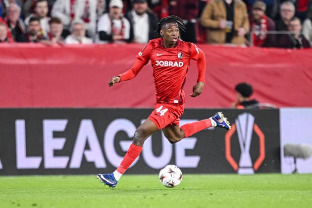 Johan Manzambi (SC Freiburg) controls the Ball during the UEFA Europa League 2025 26 Semi-Final Second Leg match between Club Freiburg and SC Braga at Stadion am Wolfswinkel on May 7, 2026 in Freiburg im Breisgau, Germany. (Photo by Harry Langer DeFodi Images) - *** Johan Manzambi SC Freiburg controls the Ball during the UEFA Europa League 2025 26 Semi Final Second Leg match between Sport Club Freiburg and SC Braga at Stadion am Wolfswinkel on May 7, 2026 in Freiburg im Breisgau, Germany Photo by Harry Langer DeFodi Images