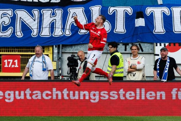 Marlon Ritter (1.FC Kaiserslautern) bejubelt den Treffer zum 1:0, 1. FC Kaiserslautern vs DSC Arminia Bielefeld, Fussball, 2. Bundesliga, 33. Spieltag, Saison 2025 2026, 08.05.2026 1. FC Kaiserslautern vs DSC Arminia Bielefeld, Fussball, 2. Bundesliga, 33. Spieltag, Saison 2025 2026, 08.05.2026