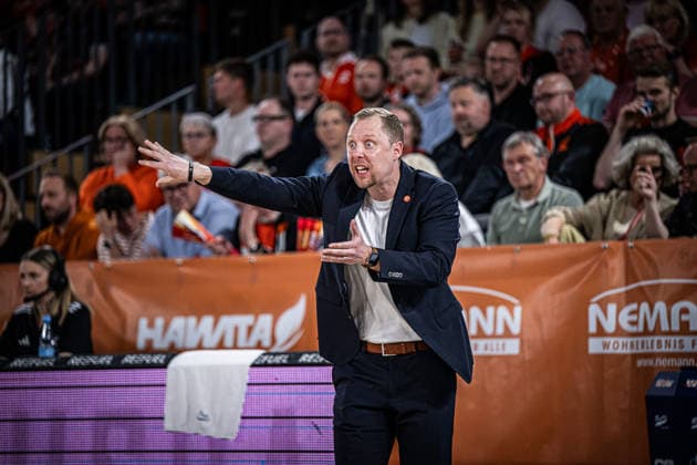 1. Basketball Bundesliga, easyCredit BBL, Saison 2025 2026, Herren, Hauptrunde, 33. Spieltag, 08.05.2026, RASTA Vechta - Rostock Seawolves Christian Held (Head-Coach - RASTA Vechta) während der Partie Vechta RASTA Dome Niedersachsen Deutschland