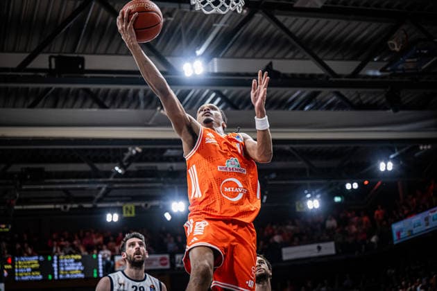1. Basketball Bundesliga, easyCredit BBL, Saison 2025 2026, Herren, Hauptrunde, 33. Spieltag, 08.05.2026, RASTA Vechta - Rostock Seawolves Alonzo Verge ( 11 - RASTA Vechta) beim Korbleger Vechta RASTA Dome Niedersachsen Deutschland