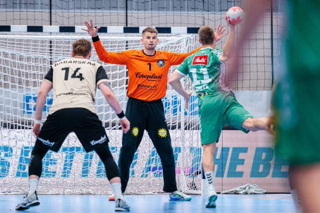 v.l. Gerdas Babarskas (Bergischer HC, 14), Christopher Rudeck (Bergischer HC, 01), Mats Korte (GWD Minden, 11) im Siebenmeter GER, GWD Minden vs. Bergischer HC, Handball, 1. Bundesliga, 31. Spieltag, Spielzeit 2025 2026, 08.05.2026 GER, GWD Minden vs. Bergischer HC, Handball, 1. Bundesliga, 31. Spieltag, Spielzeit 2025 2026, 08.05.2026 Minden Copyright: xEibner-Pressefoto JanxRollingerx EP_JSK