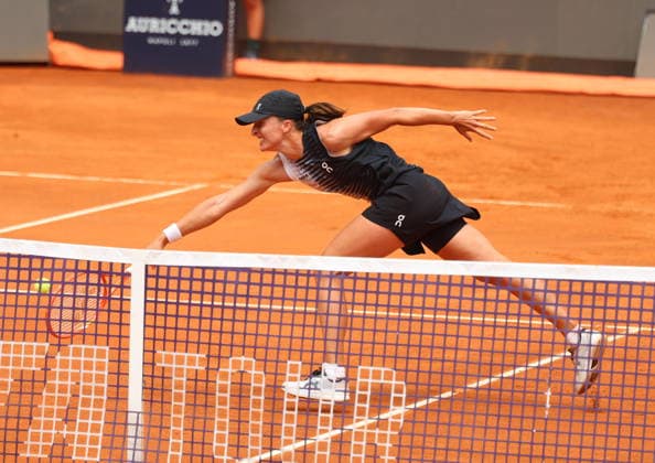 TENIS WTA, Tennis Damen 1000 RZYM 2026 08052026 N Z IGA SWIATEK W TRAKCIE MECZU DRUGIEJ RUNDY TURNIEJU WTA 1000 INTERNAZIONALI BNL D™ITALIA W RZYMIE MARCIN CHOLEWINSKI NEWSPIX.PL TENIS WTA 1000 ROME 2026 08052026 IGA SWIATEK DURING THE MATCH IN THE SECOND ROUND OF INTERNAZIONALI BNL D™ITALIA IN ROME NEWSPIX.PL --- newspix.pl 