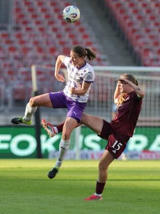 08.05.2026 - Fussball - Saison 2025 2026 - 1. Frauen - Fussball - Bundesliga - 25. Spieltag: 1. FC Nürnberg FCN ( Club ) - SGS Essen - Sportfoto Zink DaMa - xdaxmax - Lena Ostermeier (18, SGS Essen ) Emöke Emoeke Papai (15, 1. FC Nürnberg FCN )