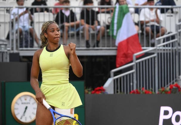 May 8, 2026, Roma: Tyra Caterina Grant of Italy in action during her women s singles match against Nikola Bartunkova of Czechia (not pictured) at the Italian Open tennis tournament in Rome, Italy, 08 May 2026. ANSA ALESSANDRO DI MEO Italian Open Tennis Tournament  - ZUMAa110 20260508_zaf_a110_123 Copyright: xAlessandroxDixMeox