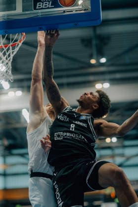 BB-TS Herren Syntainics MBC - BMA365 Bamberg Baskets Demarcus Demonia (BMA365 Bamberg Baskets) waehrend der Saison 2025-2026 in der EasyCredit Bundesliga zwischen Syntainics MBC und BMA365 Bamberg Baskets in der Stadthalle Weissenfels am 8. May 2026 in Weissenfels, Sachsen Anhalt, Deutschland
