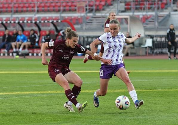 08.05.2026 - Fussball - Saison 2025 2026 - 1. Frauen - Fussball - Bundesliga - 25. Spieltag: 1. FC Nürnberg FCN ( Club ) - SGS Essen - Sportfoto Zink DaMa - xdaxmax - Nastassja Lein (24, 1. FC Nürnberg FCN ) mit Torschuss gg Beke Sterner (19, SGS Essen )