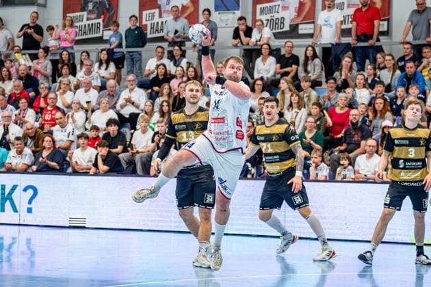 2. Handball Bundesliga; TV Hüttenberg - HC Elbflorenz Dresden, 08.05.26 Moritz Zörb (TV Hüttenberg, 14), Anton Preußner (HC Elbflorenz Dresden, 13), Oliver Seidler (HC Elbflorenz Dresden, 71), Louis Bensch (HC Elbflorenz, 3) 2. Handball Bundesliga; TV Hüttenberg - HC Elbflorenz Dresden: Hüttenberg, 08.05.26 Copyright: xBEAUTIFULxSPORTS Roeczeyx