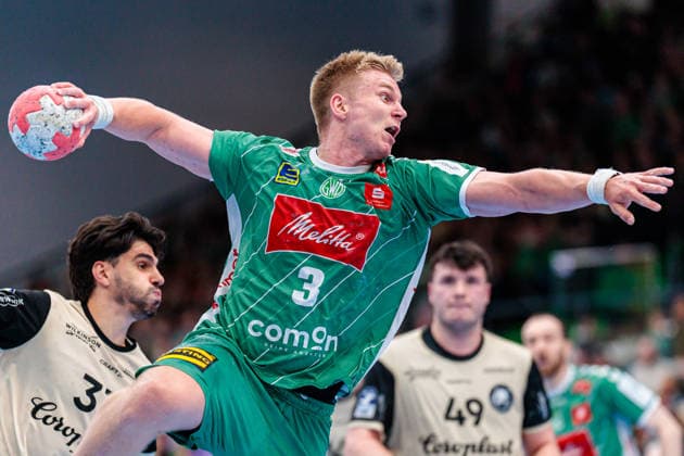 Sport Bilder des Tages Daniel Astrup Pedersen (GWD Minden, 03) GER, GWD Minden vs. Bergischer HC, Handball, 1. Bundesliga, 31. Spieltag, Spielzeit 2025 2026, 08.05.2026 GER, GWD Minden vs. Bergischer HC, Handball, 1. Bundesliga, 31. Spieltag, Spielzeit 2025 2026, 08.05.2026 Minden *** Daniel Astrup Pedersen GWD Minden, 03 GER, GWD Minden vs Bergischer HC, Handball, 1 Bundesliga, 31 Matchday, Season 2025 2026, 08 05 2026 GER, GWD Minden vs Bergischer HC, Handball, 1 Bundesliga, 31 Matchday, Season 2025 2026, 08 05 2026 Minden Copyright: xEibner-Pressefoto JanxRollingerx EP_JSK