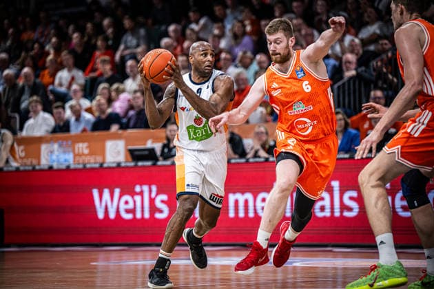 1. Basketball Bundesliga, easyCredit BBL, Saison 2025 2026, Herren, Hauptrunde, 33. Spieltag, 08.05.2026, RASTA Vechta - Rostock Seawolves DeAndre Lansdowne ( 9 - Rostock Seawolves) in Aktion Vechta RASTA Dome Niedersachsen Deutschland