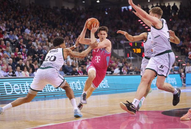 Grayson Murphy Telekom Baskets Bonn vs. VET-CONCEPT Gladiators Trier 33. Speiltag - Saison 2025 26
