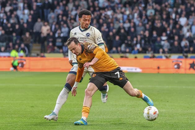 Hull City v Millwall Sky Bet Championship Liam Millar of Hull City in action during the Sky Bet Championship Play-Off Semi-Final First Leg match at the MKM Stadium, Hull 08 05 2026 UK Newspapers OUT Copyright: xDavidxGreavesx FIL-23400-0015