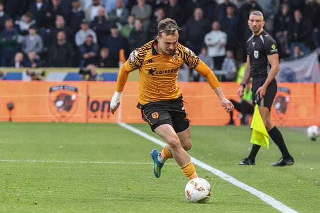 Hull City v Millwall Sky Bet Championship Liam Millar of Hull City in action during the Sky Bet Championship Play-Off Semi-Final First Leg match at the MKM Stadium, Hull 08 05 2026 UK Newspapers OUT Copyright: xDavidxGreavesx FIL-23400-0016