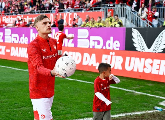 Fussball - 2. Bundesliga - Saison 2025 26 1. FC Kaiserslautern 08.05.2026 Fritz-Walter-Stadion 1. FC Kaiserslautern (fck) - Arminia Bielefeld (bi) 2:0 Norman BASSETTE (1. FC Kaiserslautern) 1. FC Kaiserslautern