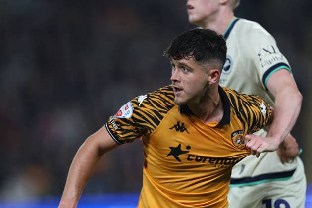 Hull City v Millwall Sky Bet Championship Ryan Giles of Hull City during the Sky Bet Championship Play-Off Semi-Final First Leg match at the MKM Stadium, Hull 08 05 2026 UK Newspapers OUT Copyright: xAndyxSumnerx FIL-23396-0165