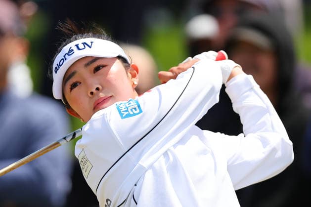 WEST CALDWELL, NJ - MAY 08: Miyu Yamashita of Japan tees off at the tenth tee during the second round of the Mizuho Americas Open on May 7, 2026 at Mountain Ridge Country Club in West Caldwell, New Jersey. (Photo by Rich Graessle Icon Sportswire) GOLF: MAY 08 LPGA, Golf Damen Mizuho Americas Open EDITORIAL USE ONLY Icon260508252652