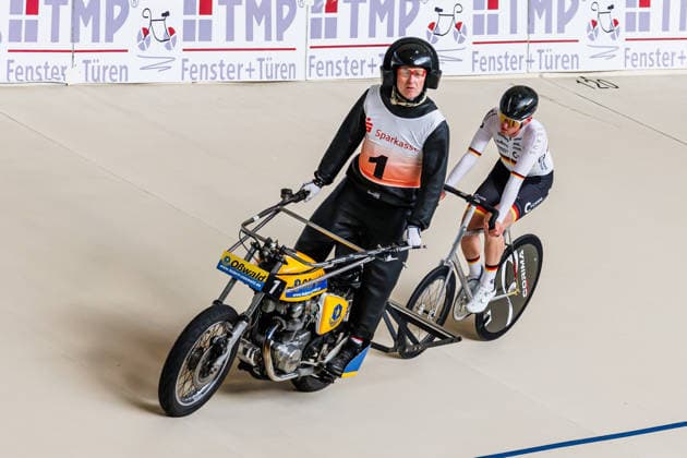 Robin Rautzenberg (Chemnitz) hinter Sven Lohse (Chemnitz, Schrittmacher), 08.05.2026, Erfurt (Deutschland), Bahnradsport, Steherrennen, Sparkasse Steher Grand Prix 2026