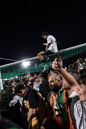 Venezia FC v Palermo FC - Serie B Kike Perez of Venezia FC celebrates at the end of the Serie B football match between Venezia FC and Palermo FC at Pier Luigi Penzo Stadium in Venice, Italy, on May 8, 2026. Venezia Italy  Copyright: xEmanuelexComincinix originalFilename:comincini-veneziaf260508_npWTq.jpg