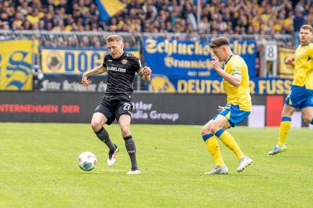 Deutschland: Fussball, 2. Bundesliga, 33. Spieltag 2025 26, Eintracht Braunschweig - Dynamo Dresden am 09.05. in Braunschweig, Eintracht-Stadion: Niklas Hauptmann (Dynamo Dresden 27)