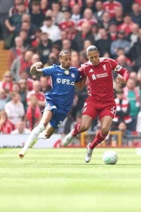 Joao Pedro of Chelsea, Virgil van Dijk of Liverpool and Cole Palmer of Chelsea Liverpool v Chelsea, Premier League, Football, Anfield, Liverpool , UK - 09 May 2026Liverpool Anfield United Kingdom EDITORIAL USE ONLY No use with unauthorised audio, video, data, fixture lists, club league logos or live services. Online in-match use limited to 120 images, no video emulation. No use in betting, games or single club league player publications. Copyright: xRyanxBrowne Shutterstockx 16861683ad
