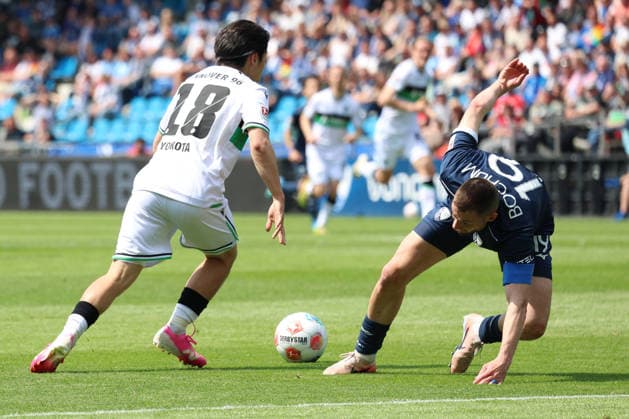 09.05.2026, xrekx, Fussball 2.Bundesliga, VfL Bochum - Hannover 96 v.l. Daisuke Yokota (Hannover 96) Matus Bero (VfL Bochum) Zweikampf, Aktion, action, battle for the ball (DFL DFB REGULATIONS PROHIBIT ANY USE OF PHOTOGRAPHS as IMAGE SEQUENCES and or QUASI-VIDEO) Bochum