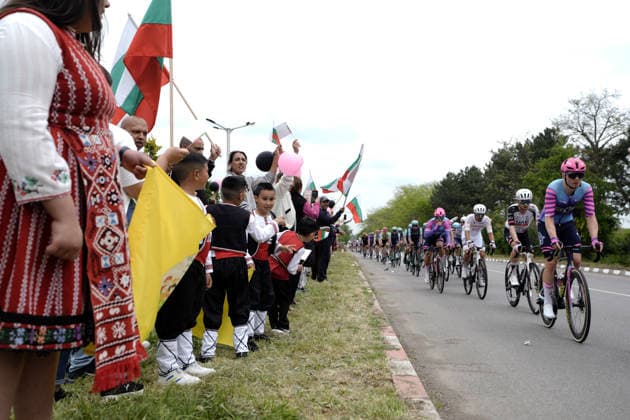The pack rides cycles during Stage 2 of the Giro d™Italia, from Burgas to Veliko Tarnovo, Bulgaria, Saturday, May 9, 2026.  Copyright: xFabioxFerrari LaPressex