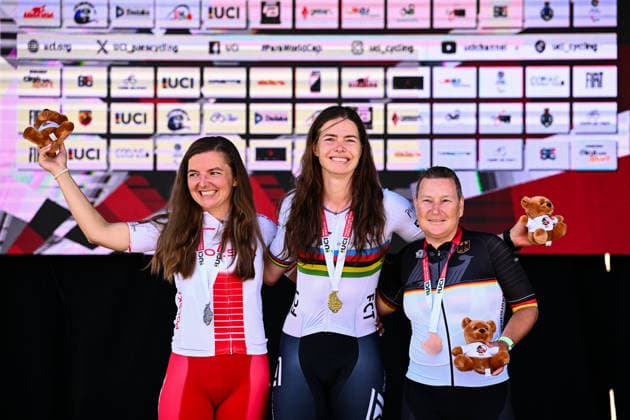 UCI Para Cycling Road World Cup: Round 3 Picture by Olly Hassell SWpix.com - 09 05 2026 - Cycling - UCI Para Cycling Road World Cup: Round 3 - Pescara, Abruzzo, Italy - Women T2 Road Race Podium - Celine Van Till (Switzerland) receives the Gold Medal, Rita Malinkiewicz (Poland) receives the Silver Medal and Angelika Dreock-Käser (Germany) receives the Bronze Medal Copyright: x xSWpix.comx(t axPhotographyxHubxLtd)xOllyxHassell SWpix.comx SWP-3030-14097
