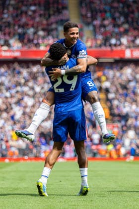 Football - FA Premier League - Liverpool FC v Chelsea FC LIVERPOOL, ENGLAND - Saturday, May 9, 2026: Chelsea s Wesley Fofana celebrates with team-mate ad captain Enzo Fernandez (R) after scoring his side s first and equalising goal during the FA Premier League match between Liverpool FC and Chelsea FC at Anfield. (Photo by David Rawcliffe Propaganda) LIVERPOOL Anfield MERSEYSIDE ENGLAND  Copyright: xDavidxRawcliffex P2026-05-09-Liverpool_Chelsea-37