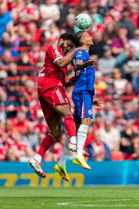 Football - FA Premier League - Liverpool FC v Chelsea FC LIVERPOOL, ENGLAND - Saturday, May 9, 2026: Liverpool s Joe Gomez challenges for a header with Chelsea s Joao Pedro (R) during the FA Premier League match between Liverpool FC and Chelsea FC at Anfield. (Photo by David Rawcliffe Propaganda) LIVERPOOL Anfield MERSEYSIDE ENGLAND  Copyright: xDavidxRawcliffex P2026-05-09-Liverpool_Chelsea-87