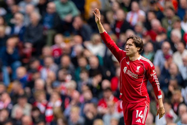 Football - FA Premier League - Liverpool FC v Chelsea FC LIVERPOOL, ENGLAND - Saturday, May 9, 2026: Liverpool s Federico Chiesa during the FA Premier League match between Liverpool FC and Chelsea FC at Anfield. (Photo by David Rawcliffe Propaganda) LIVERPOOL Anfield MERSEYSIDE ENGLAND  Copyright: xDavidxRawcliffex P2026-05-09-Liverpool_Chelsea-90