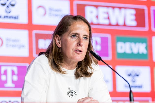 Google Pixel Frauen-Bundesliga, 1. FC Köln - Hamburger SV; 09.05.2026 Britta Carlson (Trainerin 1. FC Köln) während der Pressekonferenz Google Pixel Frauen-Bundesliga, 1. FC Köln - Hamburger SV, Köln, Franz-Kremer-Stadion am 09.05.2026 DFB REGULATIONS PROHIBIT ANY USE OF PHOTOGRAPHS AS IMAGE SEQUENCES AND OR QUASI-VIDEO. Copyright: xBEAUTIFULxSPORTS Wunderlx
