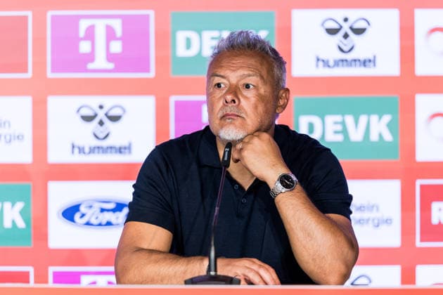 Google Pixel Frauen-Bundesliga, 1. FC Köln - Hamburger SV; 09.05.2026 Rodolfo Cardoso (Trainer Hamburger SV) während der Pressekonferenz Google Pixel Frauen-Bundesliga, 1. FC Köln - Hamburger SV, Köln, Franz-Kremer-Stadion am 09.05.2026 DFB REGULATIONS PROHIBIT ANY USE OF PHOTOGRAPHS AS IMAGE SEQUENCES AND OR QUASI-VIDEO. Copyright: xBEAUTIFULxSPORTS Wunderlx