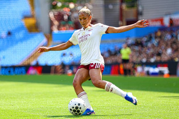 BIRMINGHAM, ENGLAND - May 09: Taylor Hinds of Arsenal on the ball during the Barclays Womens Super League game between Aston Villa and Arsenal at Villa Park, May 09 in Birmingham, England Copyright: xNataliexMincher SPPx Sportspressphoto_SPR142983