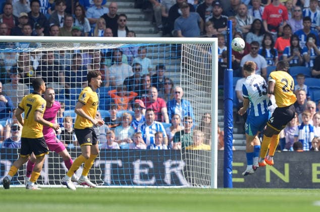 Brighton and Hove Albion v Wolverhampton, Premier League, Football, Amex Stadium, Brighton, UK - 09 May 2026 GOAL 1-0. Jack Hinshelwood of Brighton scores the opening goal for Brighton within the first minutes of the game. Brighton Amex Stadium Brighton UK, UK NEWSPAPERS OUT Copyright: xSeanxRyanx