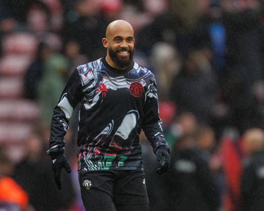 9th May 2026; Stadium of Light, Sunderland, England; Premier League Football, Sunderland versus Manchester United, ManU Bryan Mbeumo of Manchester United warms up ahead of kick off WMxSportsxMedia