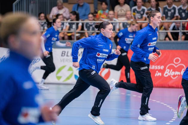 HSG Blomberg-Lippe (GER) vs. Thueringer HC (GER) Handball, 1. Handball Bundesliga Frauen, Halbfinale, Spiel 3, 9.5.2026, Saision 2025 2026, Blomberg Elin Magnusdottir (HSG Blomberg-Lippe, 33) beim Aufwearmen Blomberg Sporthalle an der Ulmenallee Deutschland
