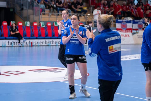 HSG Blomberg-Lippe (GER) vs. Thueringer HC (GER) Handball, 1. Handball Bundesliga Frauen, Halbfinale, Spiel 3, 9.5.2026, Saision 2025 2026, Blomberg Carolin Jaron (HSG Blomberg-Lippe, 15) beim Aufwaermen Blomberg Sporthalle an der Ulmenallee Deutschland