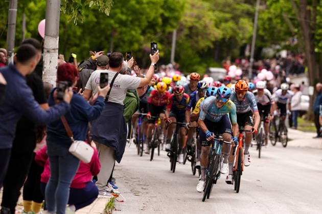 The pack rides cycles during Stage 2 of the Giro d™Italia, from Burgas to Veliko Tarnovo, Bulgaria, Saturday, May 9, 2026.  Copyright: xFabioxFerrari LaPressex