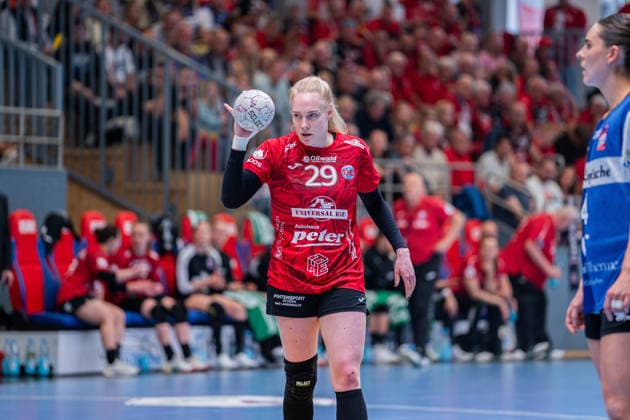 HSG Blomberg-Lippe (GER) vs. Thueringer HC (GER) Handball, 1. Handball Bundesliga Frauen, Halbfinale, Spiel 3, 9.5.2026, Saision 2025 2026, Blomberg Johanna Reichert (Thueringer HC, 29) vor einem 7-Meter Wurf Blomberg Sporthalle an der Ulmenallee Deutschland