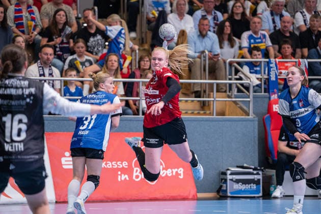 HSG Blomberg-Lippe (GER) vs. Thueringer HC (GER) Handball, 1. Handball Bundesliga Frauen, Halbfinale, Spiel 3, 9.5.2026, Saision 2025 2026, Blomberg Johanna Reichert (Thueringer HC, 29) im Torwurf Blomberg Sporthalle an der Ulmenallee Deutschland