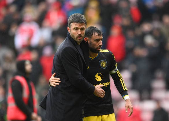 Manchester United, ManU interim manager Michael Carrick and Bruno Fernandes of Manchester United during the Premier League 2025 26 League match between Sunderland and Manchester United at Stadium of Light on May 9th, 2026 in Sunderland, England. Copyright: xRichardxLee SportsxPressxPhotox Sportspressphoto_SPR143112