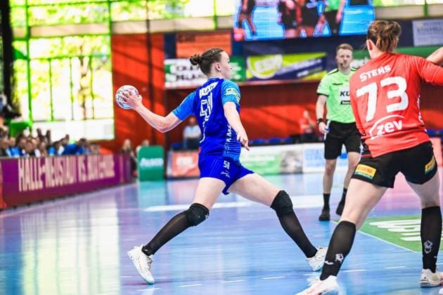 Szene mit Lilli Holste (58; Union Neckarsulm) und Zoe Stens (73; BSV Sachsen Zwickau) Szene mit Lilli Holste (58; Sport-Union Neckarsulm) und Zoe Stens (73; BSV Sachsen Zwickau)